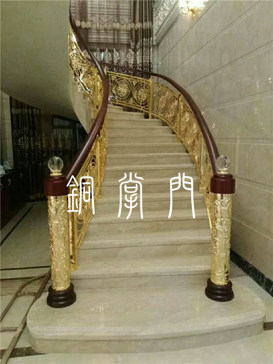 铜栏杆生锈的原因原来是这个